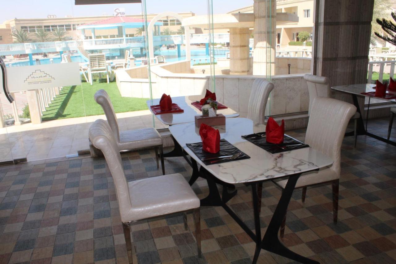 Al Salam Grand Hotel & Resort Al Buraimi Exterior photo